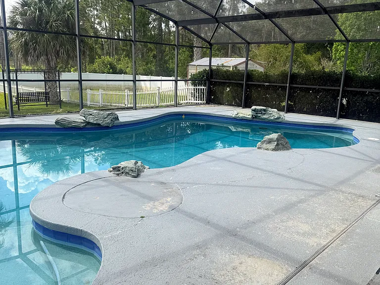 258 Shadydale Ct — Photo 3