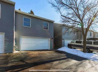 5356 Egan Dr, Savage, MN 55378