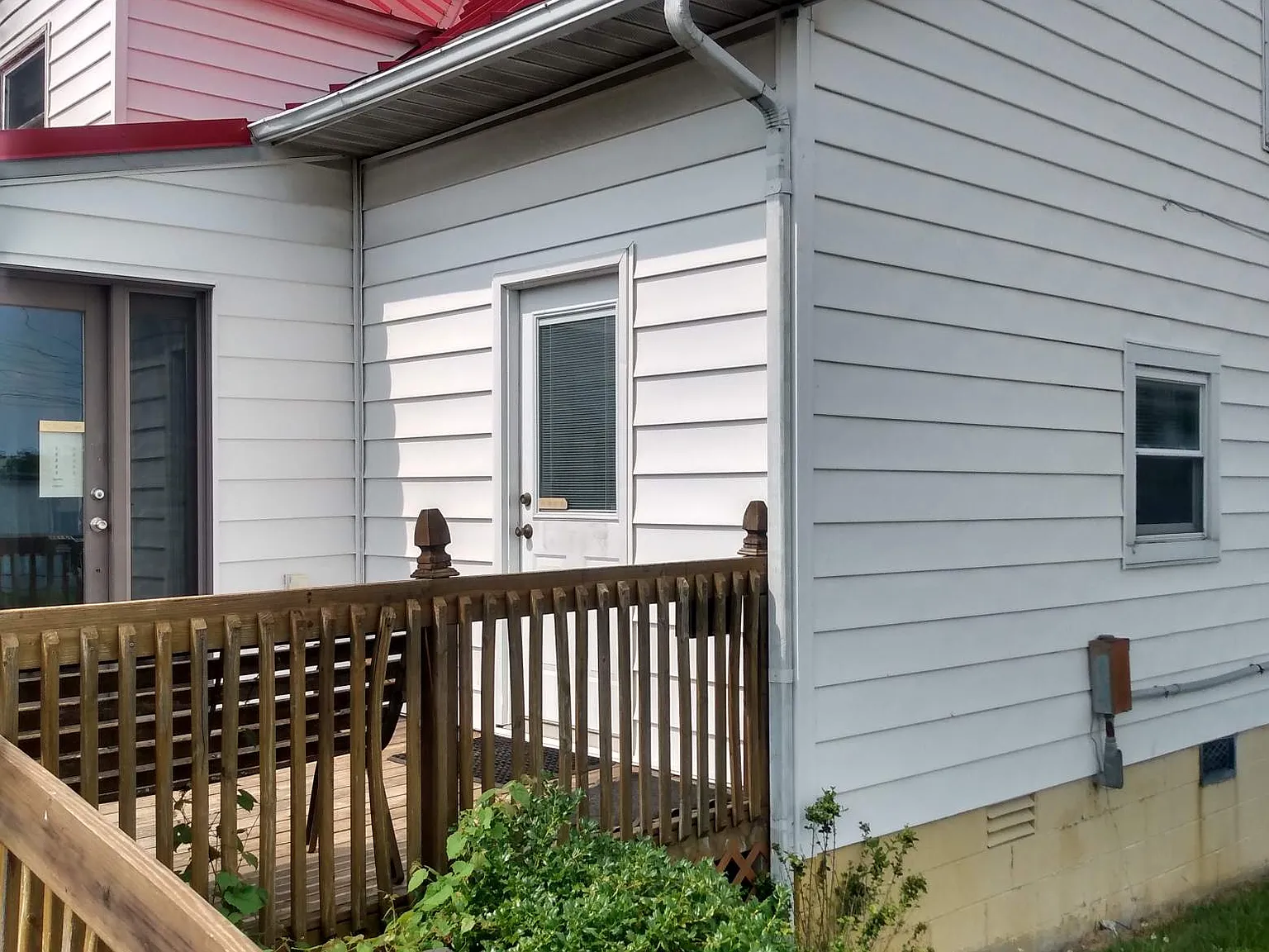 2 bed, 925 sqft, $1,300 — Photo 2