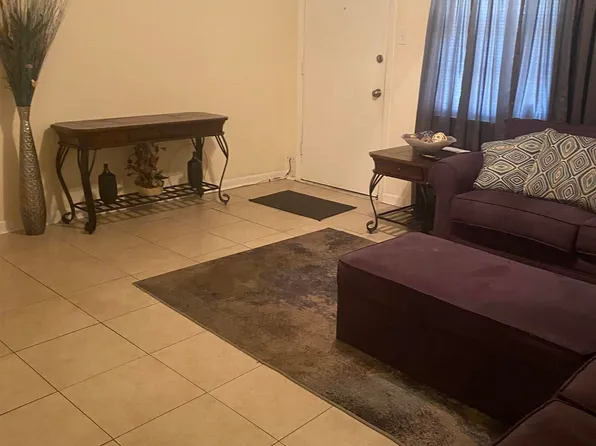 2743 Andover St, Baton Rouge, LA 70807