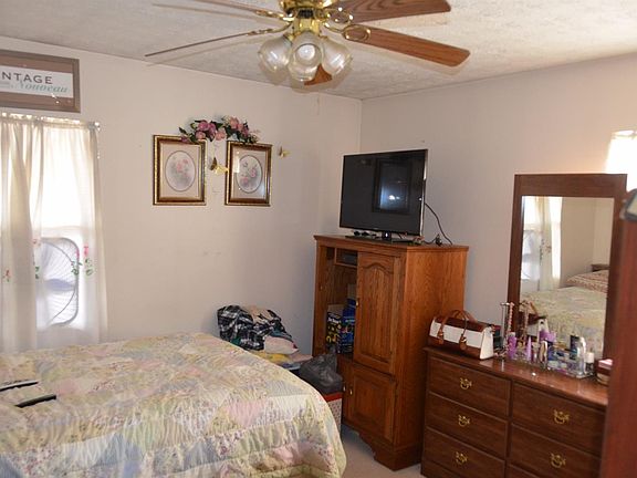 4th image of 250 Hazard Ln