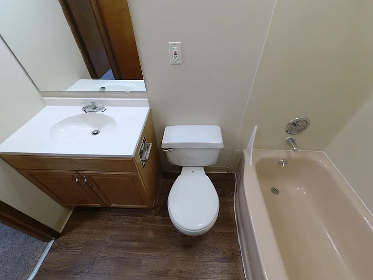 Welcome to Parkwood Apartments! — Photo 21