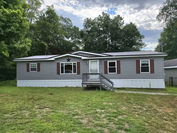44 Western Avenue, Milton, NH 03852