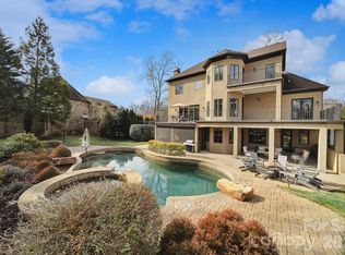 8000 Skye Lochs Dr, Waxhaw, NC 28173