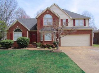 8 Steeplechase Dr, Jackson, TN 38305