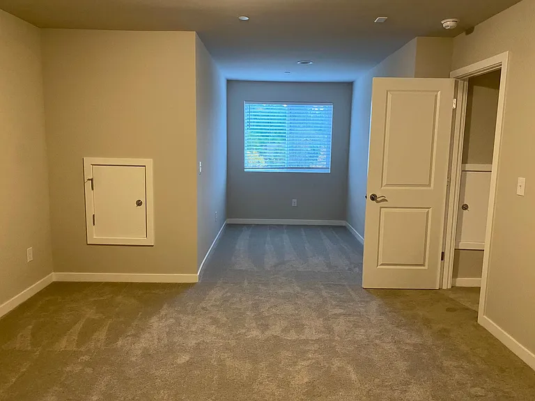 14715 Admiralty Way #A5 — Photo 16