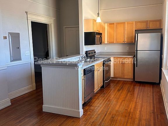 2nd image of 220 E Marshall St APT 11