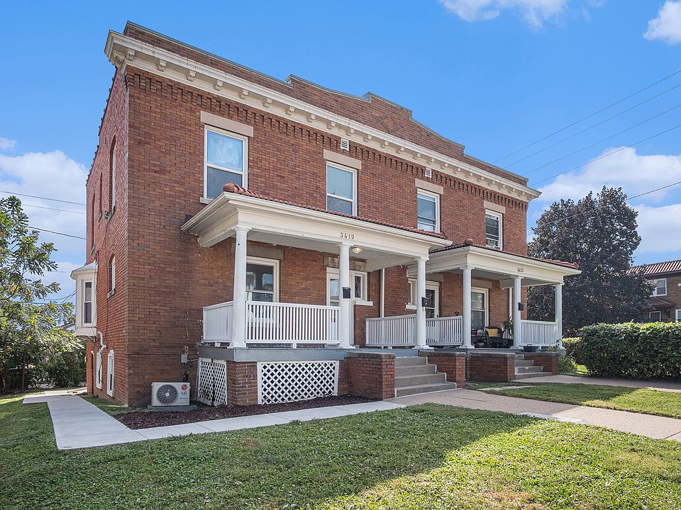 1st image of 3419.5 Dewey Ave