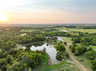 25055 141st Rd, Winfield, KS 67156