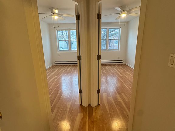 4th image of 31-39 42nd St #3