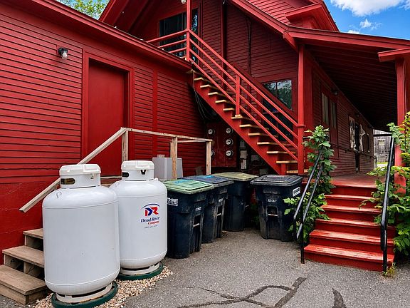 4th image of 7868 Pomfret Road