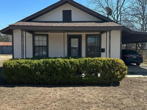 1115 Avenue k, Hondo, TX 78861