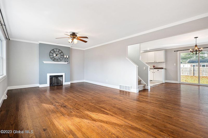 5th image of 26 Chapman Drive