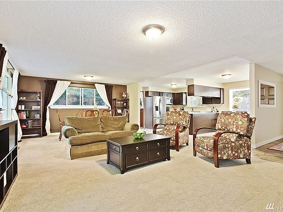 2nd image of 5215 Huckleberry Ln NW