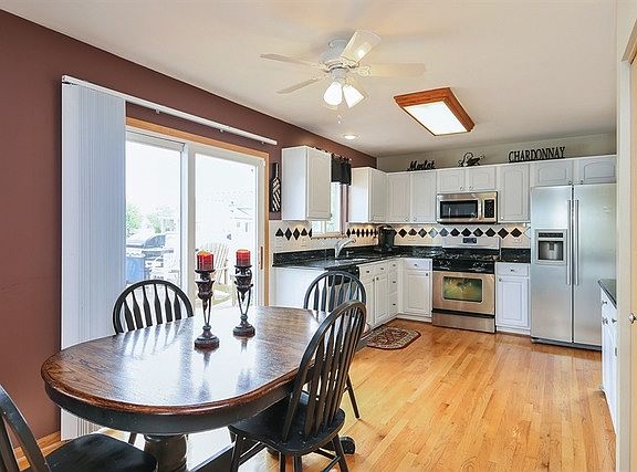 4th image of 10100 Ashley St