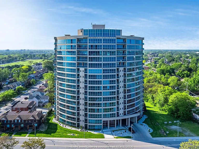 1225 Riverside Dr E #202 — Photo 38