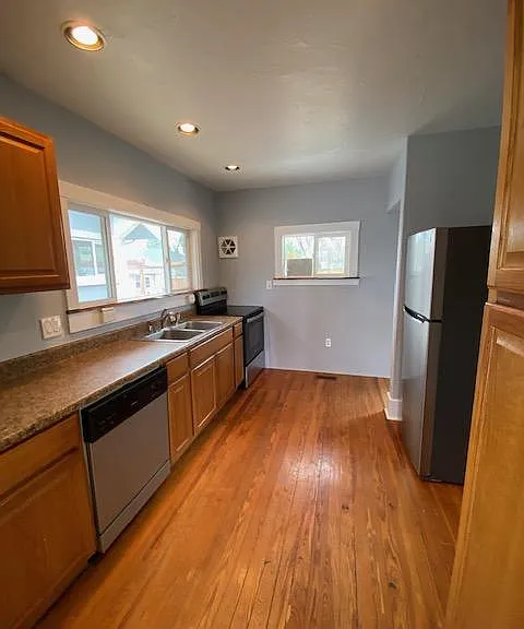 1012 E Yampa St — Photo 6