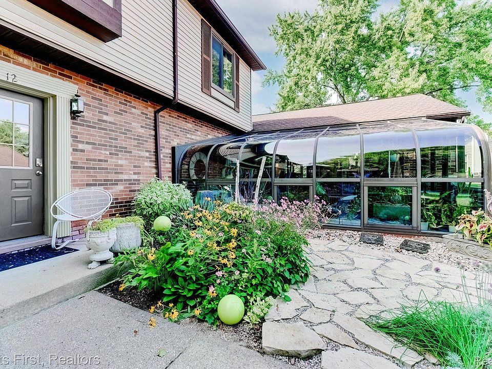 1st image of 955 Woodlane Dr Unit 12