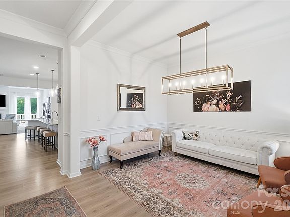 4th image of 3309 Juneberry Pl