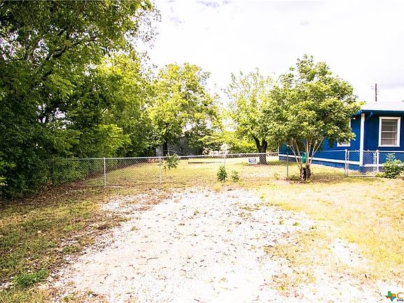 2nd image of 304 W Dale Ave