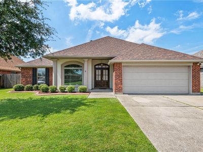 207 Laurel Oak Dr, Saint Rose, LA, 70087