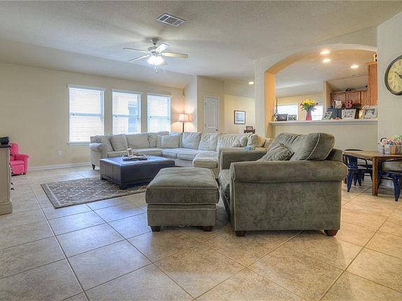 5th image of 136 Beargrass Dr