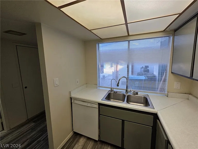 4232 Kona Coast Way — Photo 32
