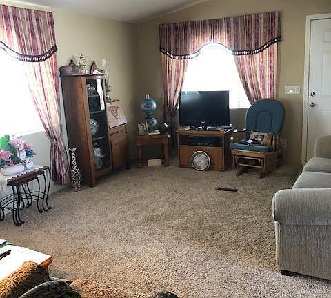 5th image of 3707 N Kansas Ave