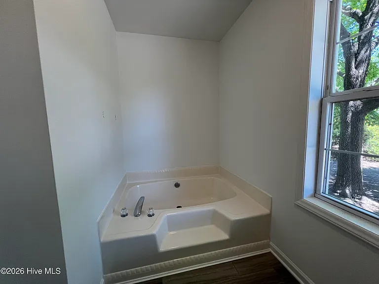 10 Beryl Cir — Photo 29
