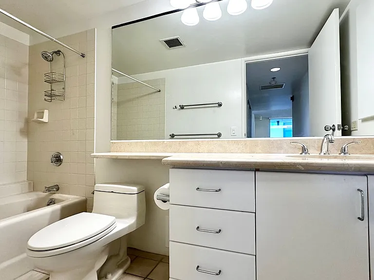 2047 Nuuanu Ave #1203 — Photo 15