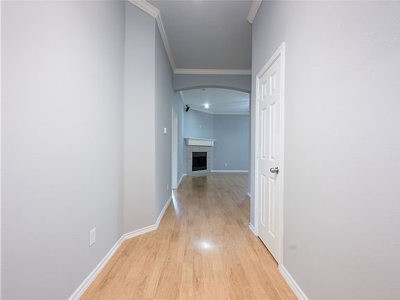 2nd image of 329 Valley Dr