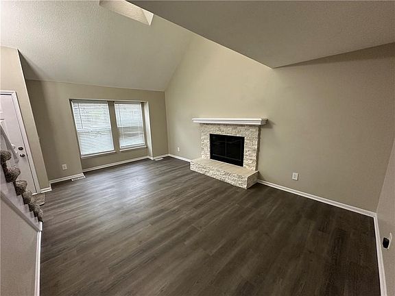 4th image of 11743 Oakmont St
