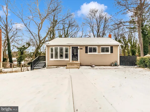 6911 Halleck St, District Heights, MD 20747