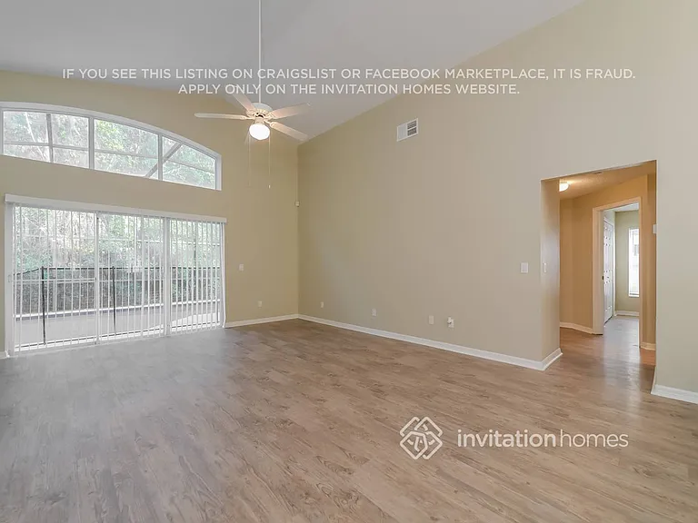 238 Old Mill Cir — Photo 3