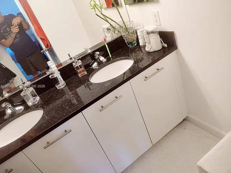 3300 NE 192nd St #1811 — Photo 5