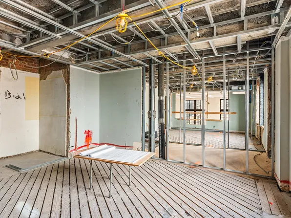 5 Tudor City Place image 14 of 23