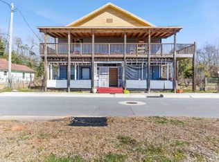 426 Front St, Century, FL 32535