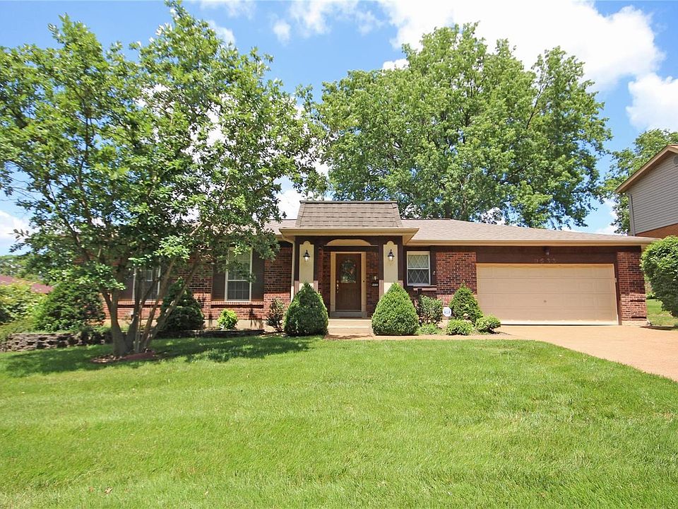 Premium Crestwood neighborhood!