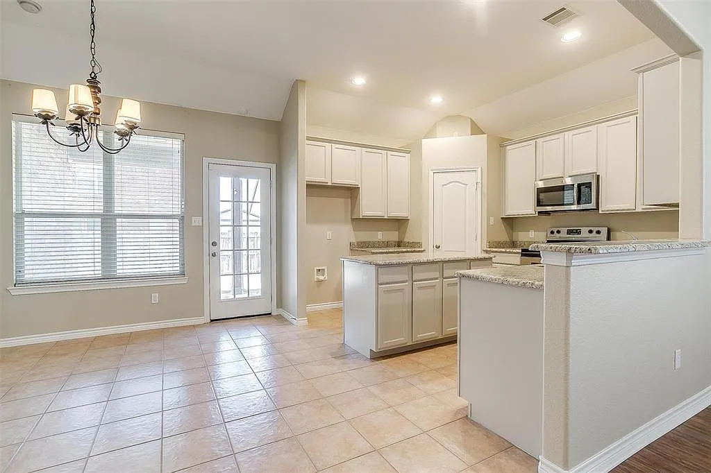 4244 Summersweet Lane - 1 — Photo 4