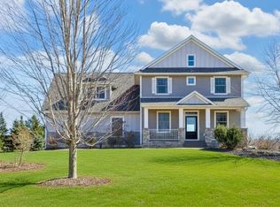 300 Lindsay Rd, Hudson, WI 54016