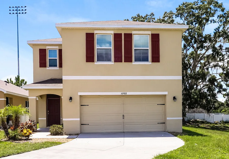 10988 Carlton Fields Dr