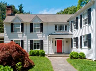 49 Rockwood Ln, Greenwich, CT 06830