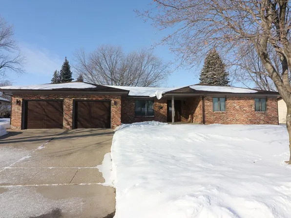 1211 11th Ave SE, Spencer, IA 51301