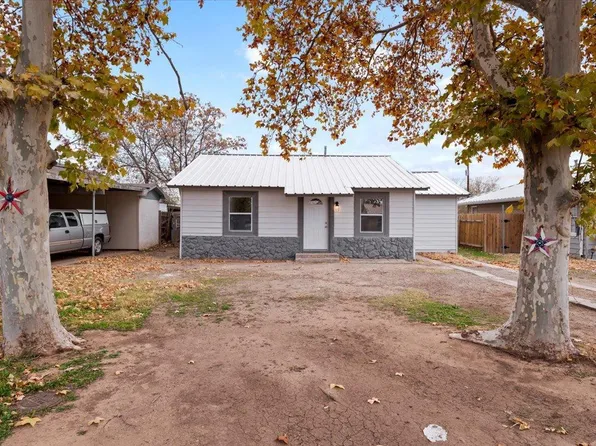 124 E 14th St, Littlefield, TX 79339