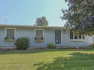 4725 Leslee Ln, Waterloo, IA 50701