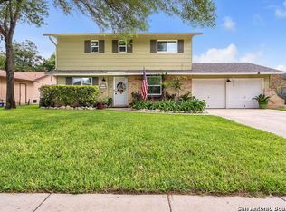 808 Pecan Dr, Schertz, TX 78154