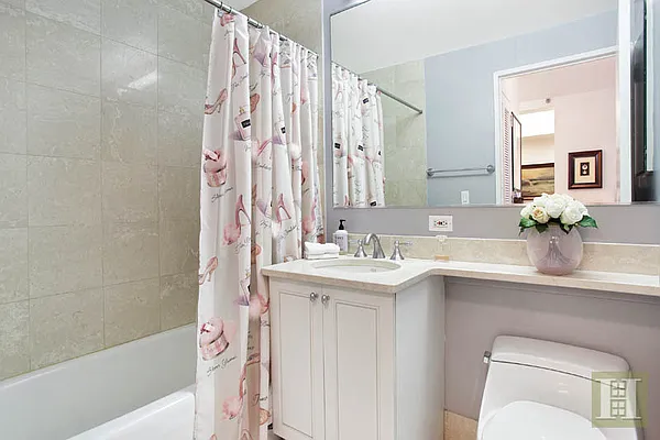Rented by Halstead Real Estate | media 6
