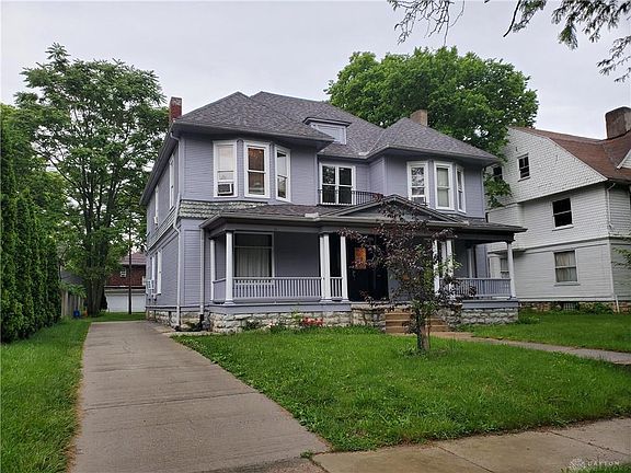2nd image of 1023 W Grand Ave