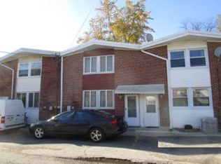 1329 Highland Dr, Des Plaines, IL 60018