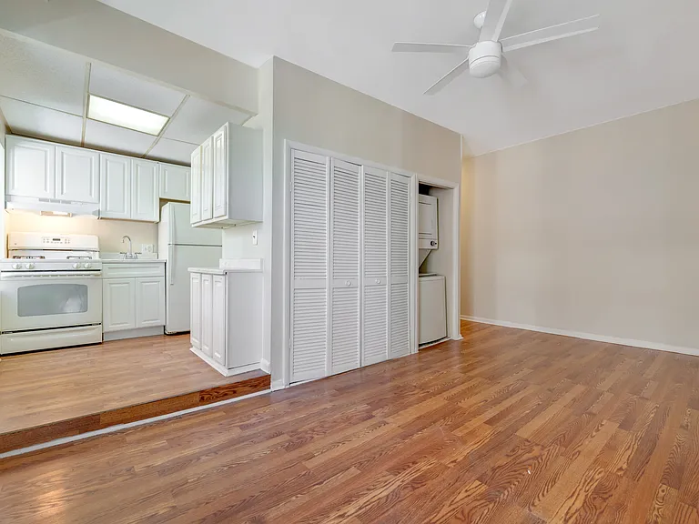 4102 14th St NW #2 — Photo 15